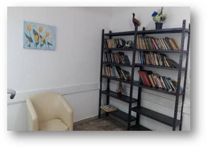 Biblioteca e espaço de leitura do Lar São José